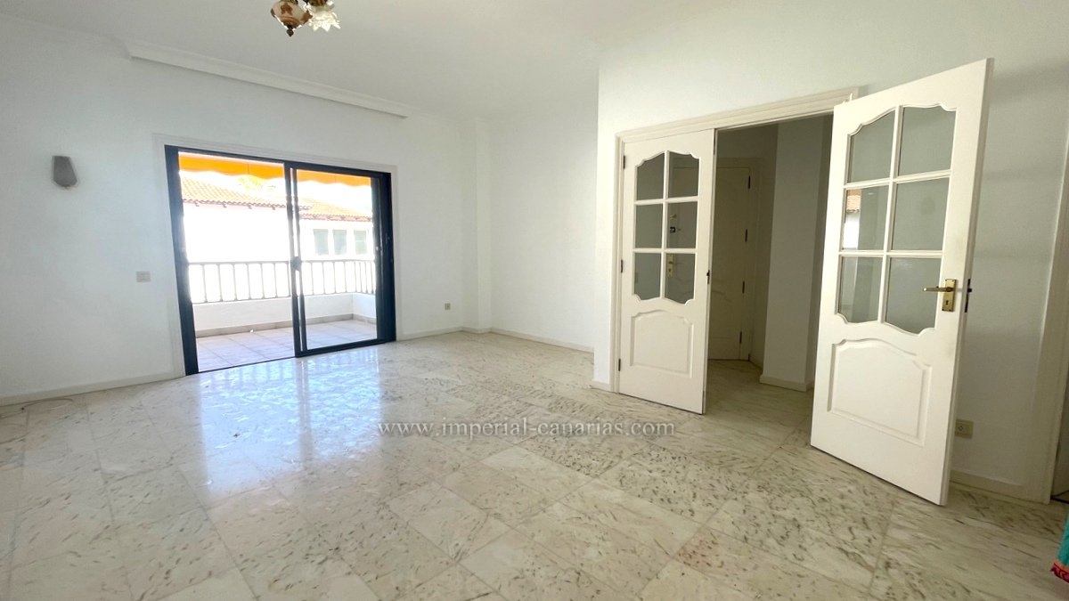 Inmobiliaria, Puerto de la Cruz, Tenerife