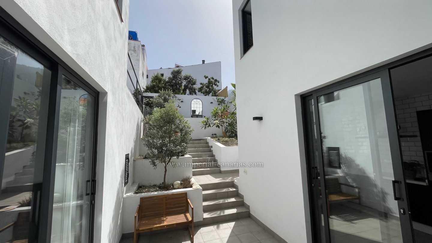 Inmobiliaria, Puerto de la Cruz, Tenerife