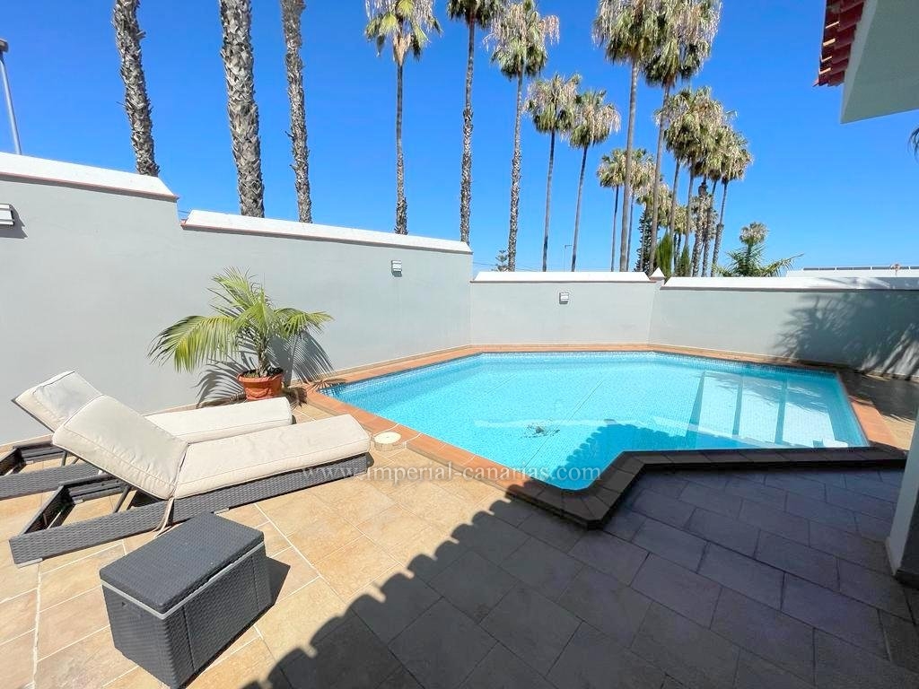 Inmobiliaria, Puerto de la Cruz, Tenerife