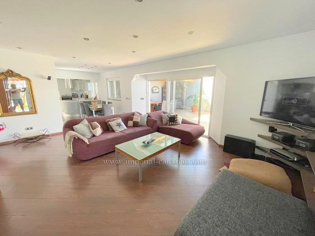 Inmobiliaria, Puerto de la Cruz, Tenerife