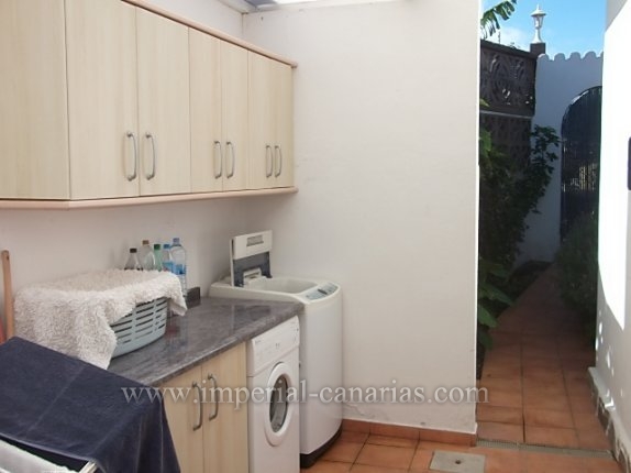 Inmobiliaria, Puerto de la Cruz, Tenerife